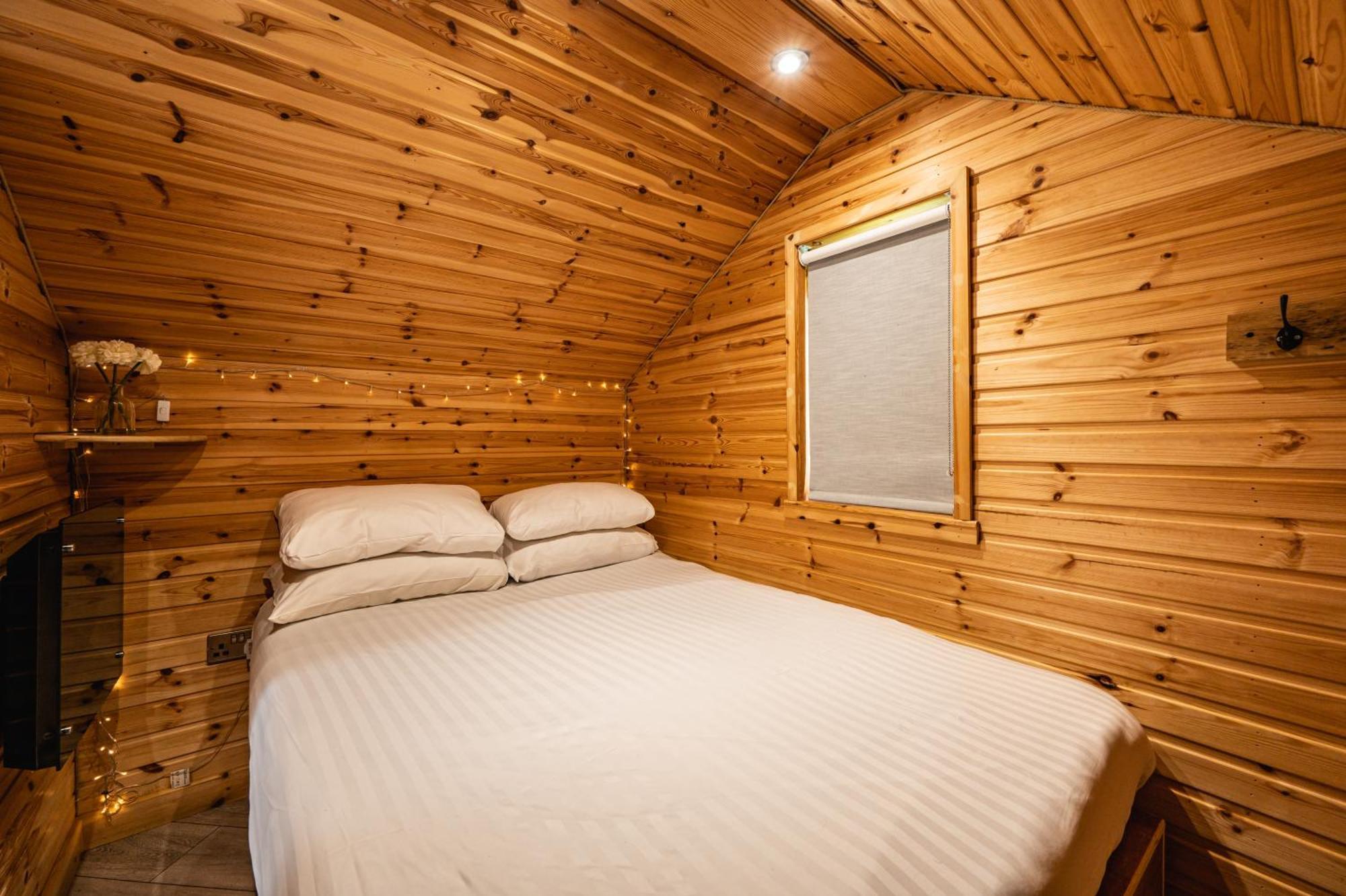 Hotel Delny Glamping And Farm Animals à Invergordon Extérieur photo